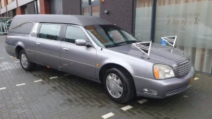 Cadillac grijze rouwauto - foto 6